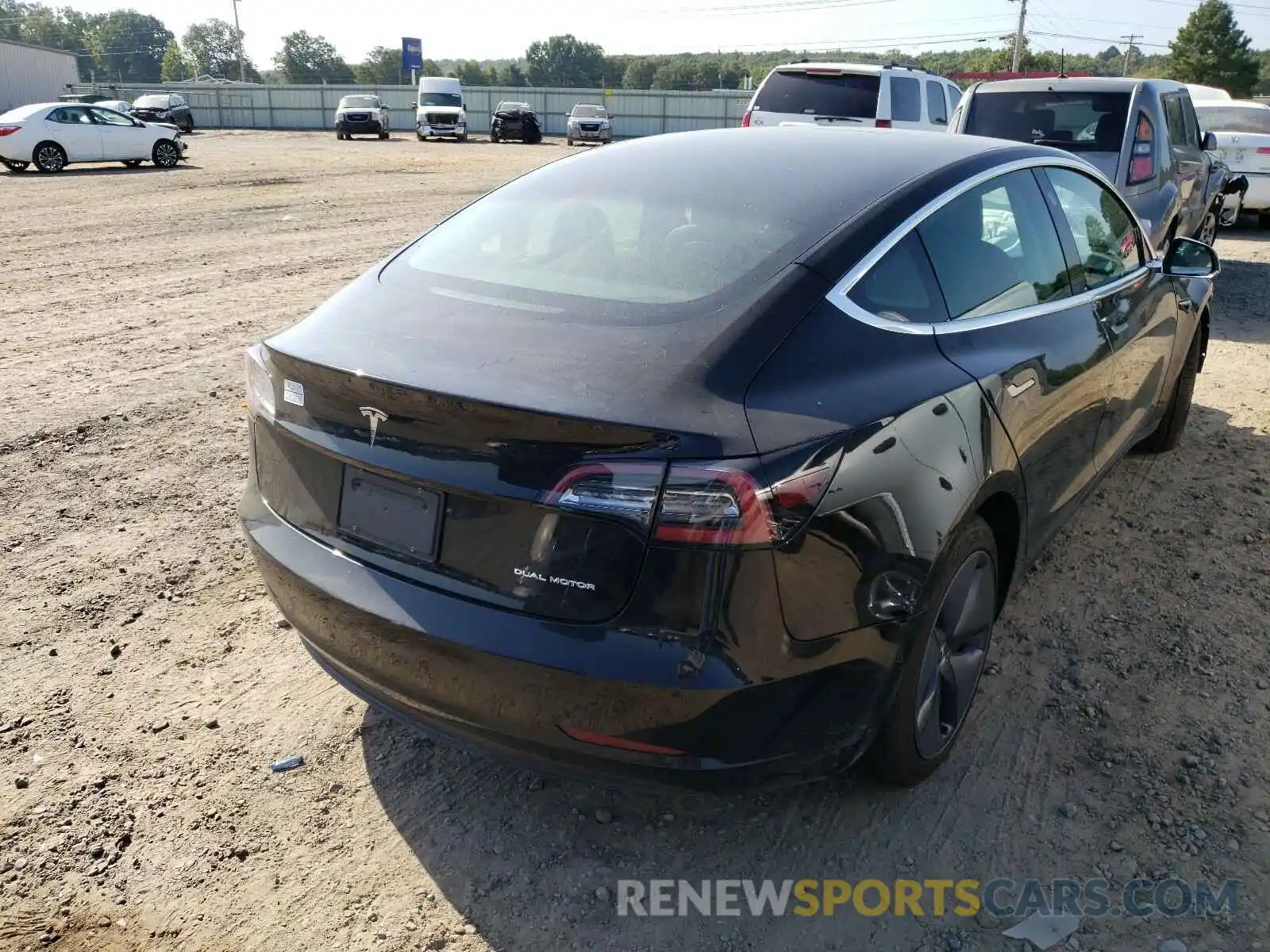 4 Фотография поврежденного автомобиля 5YJ3E1EB2LF600197 TESLA MODEL 3 2020