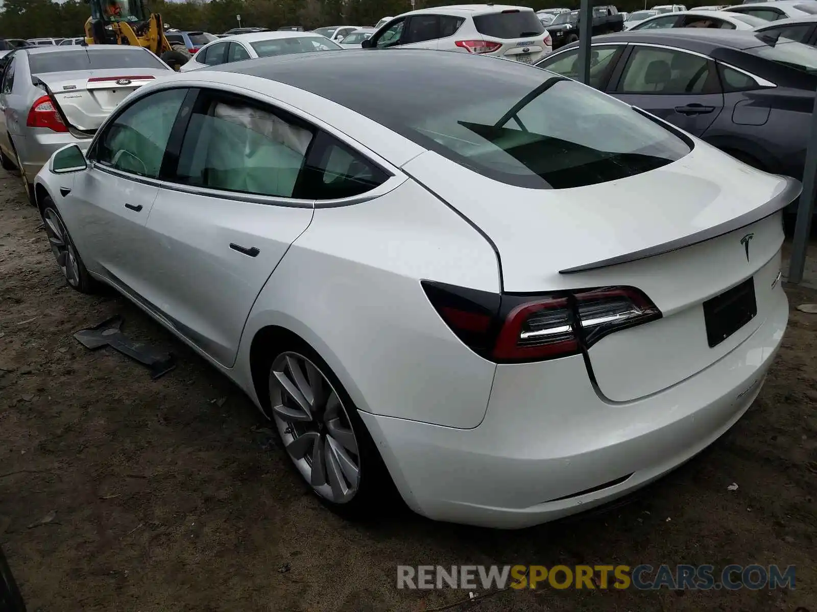 3 Photograph of a damaged car 5YJ3E1EB2LF601267 TESLA MODEL 3 2020