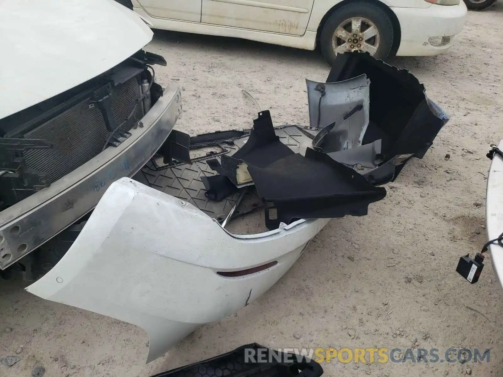 9 Фотография поврежденного автомобиля 5YJ3E1EB2LF618053 TESLA MODEL 3 2020