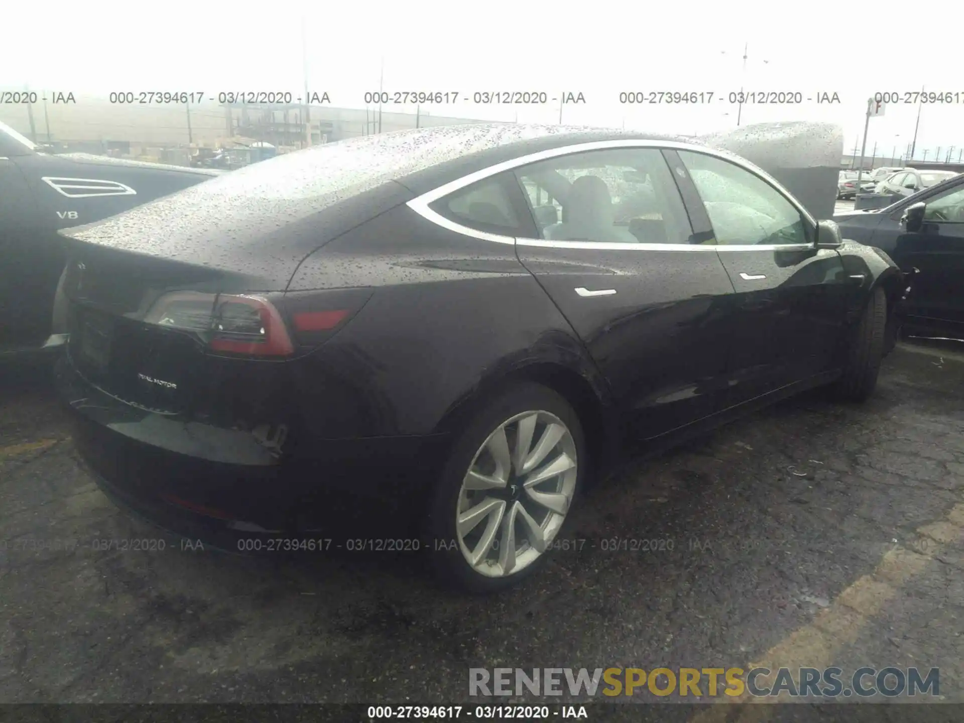 4 Photograph of a damaged car 5YJ3E1EB2LF622412 TESLA MODEL 3 2020