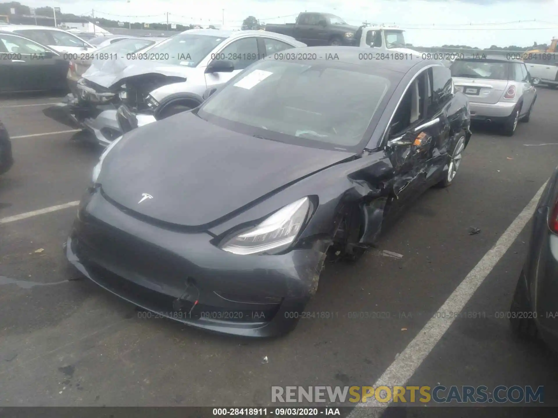 2 Photograph of a damaged car 5YJ3E1EB2LF638125 TESLA MODEL 3 2020