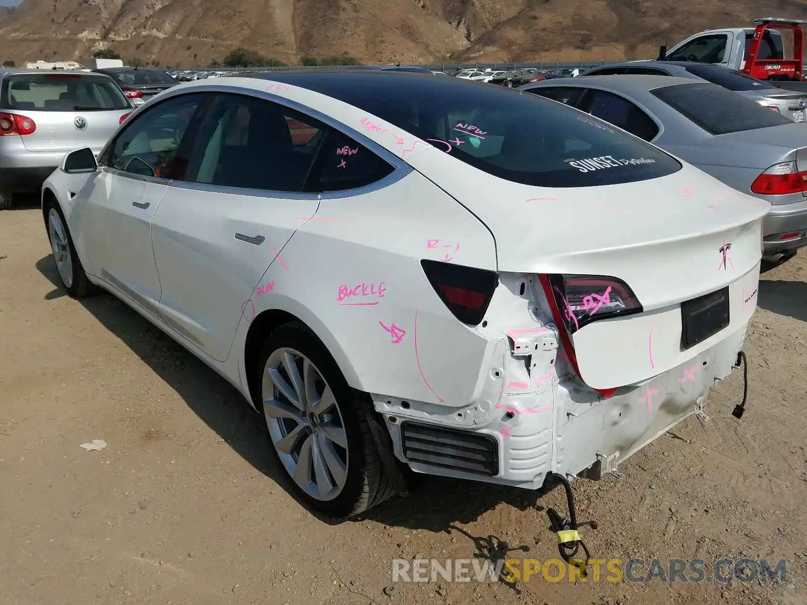 3 Photograph of a damaged car 5YJ3E1EB2LF651263 TESLA MODEL 3 2020