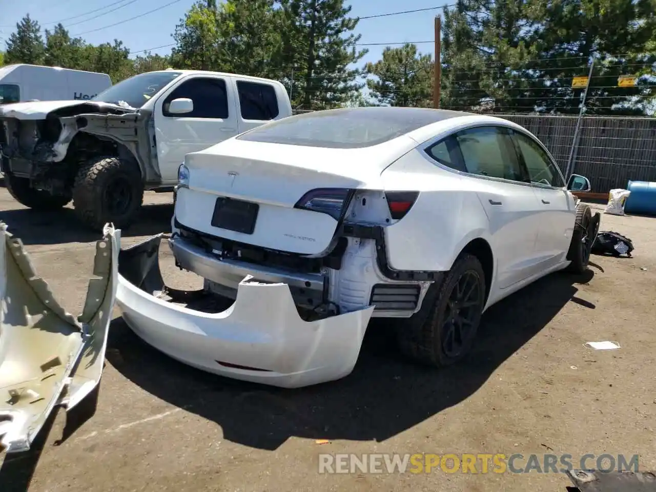 4 Photograph of a damaged car 5YJ3E1EB2LF651795 TESLA MODEL 3 2020