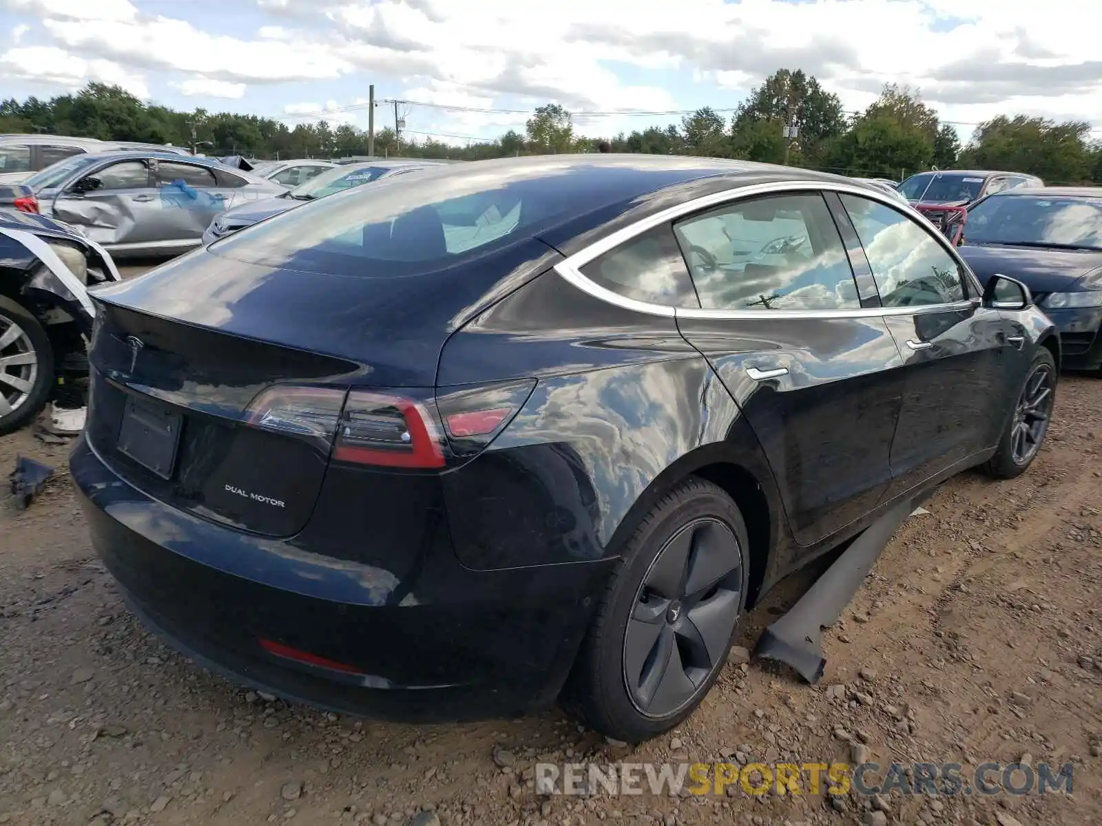 4 Фотография поврежденного автомобиля 5YJ3E1EB2LF662845 TESLA MODEL 3 2020