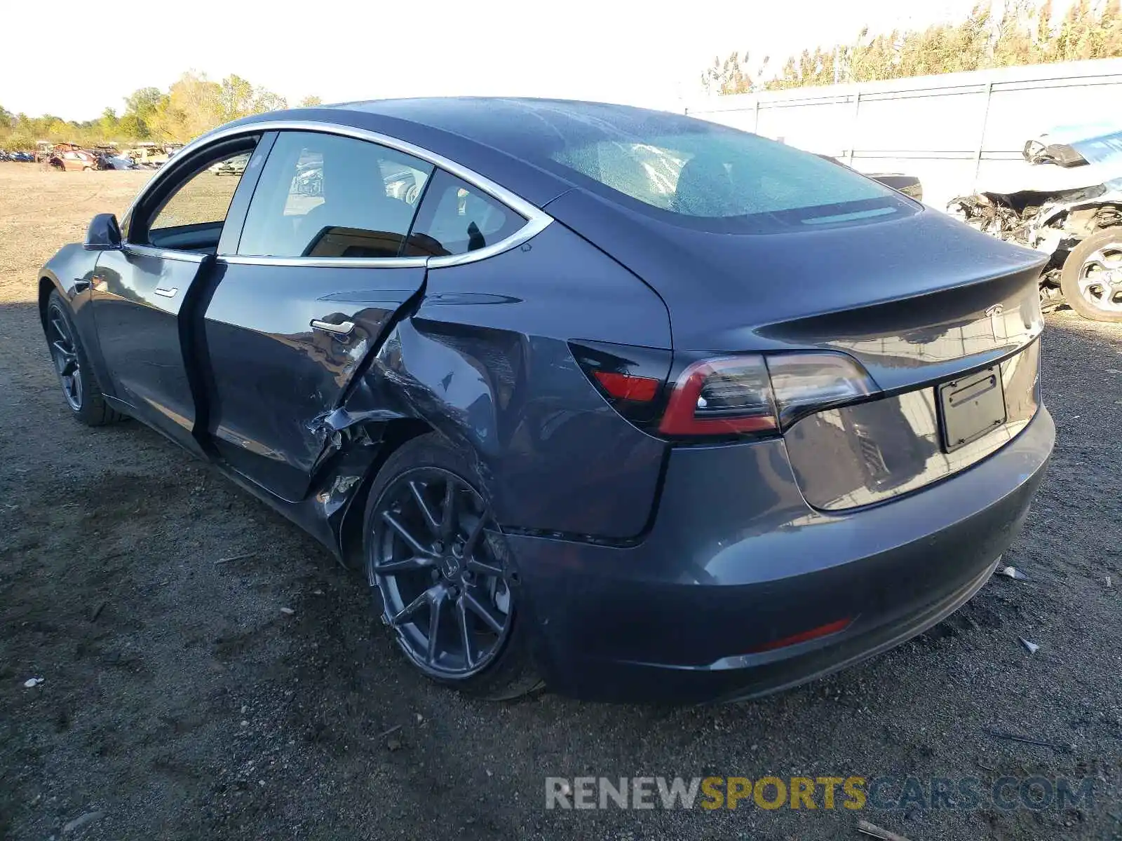 3 Photograph of a damaged car 5YJ3E1EB2LF663574 TESLA MODEL 3 2020