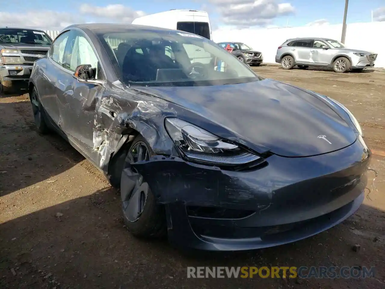 1 Photograph of a damaged car 5YJ3E1EB2LF663901 TESLA MODEL 3 2020