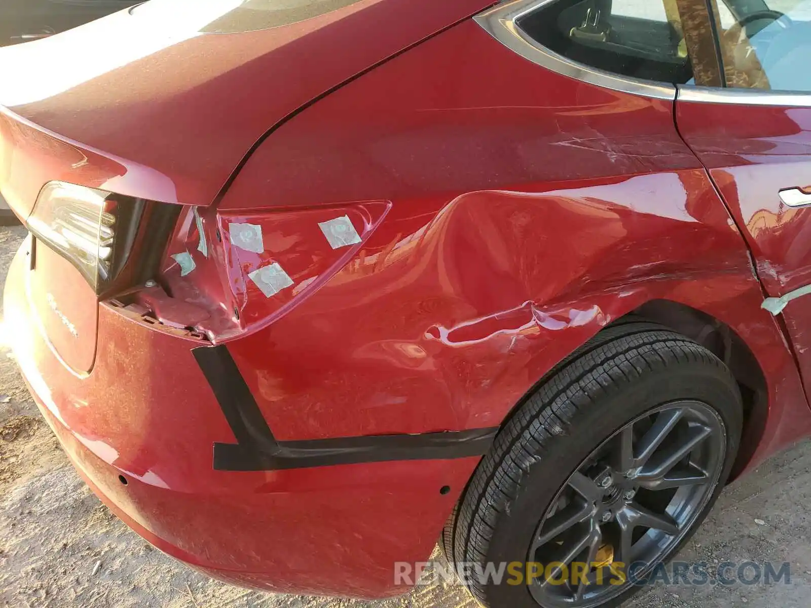 9 Photograph of a damaged car 5YJ3E1EB2LF664157 TESLA MODEL 3 2020