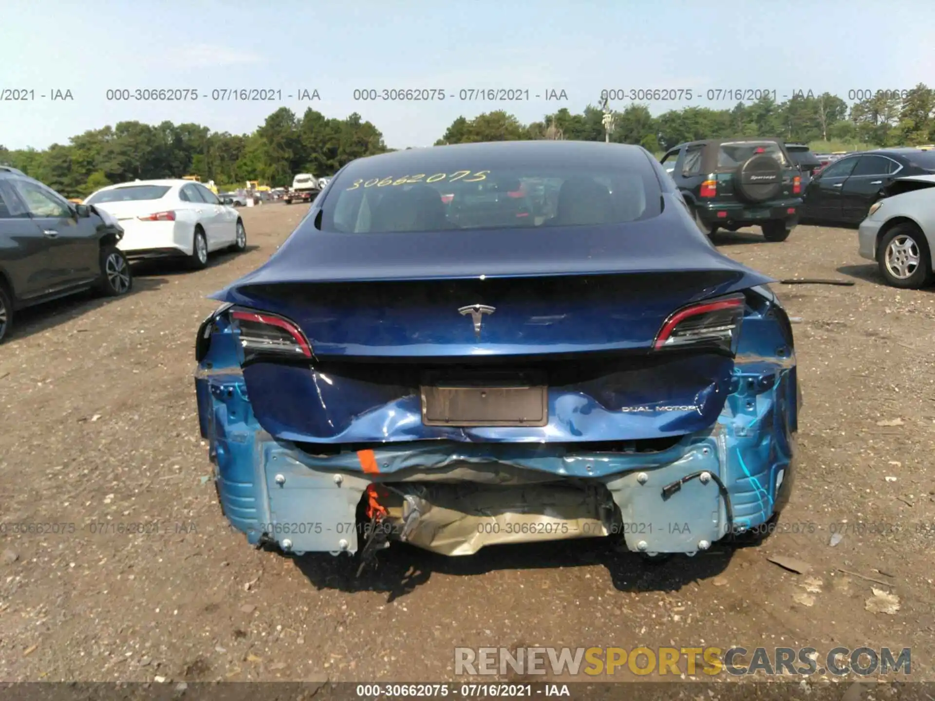 6 Photograph of a damaged car 5YJ3E1EB2LF664403 TESLA MODEL 3 2020