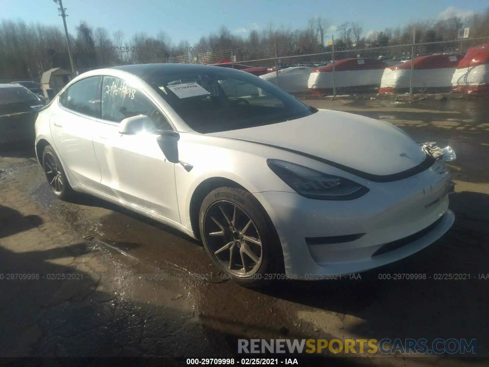 1 Photograph of a damaged car 5YJ3E1EB2LF664983 TESLA MODEL 3 2020