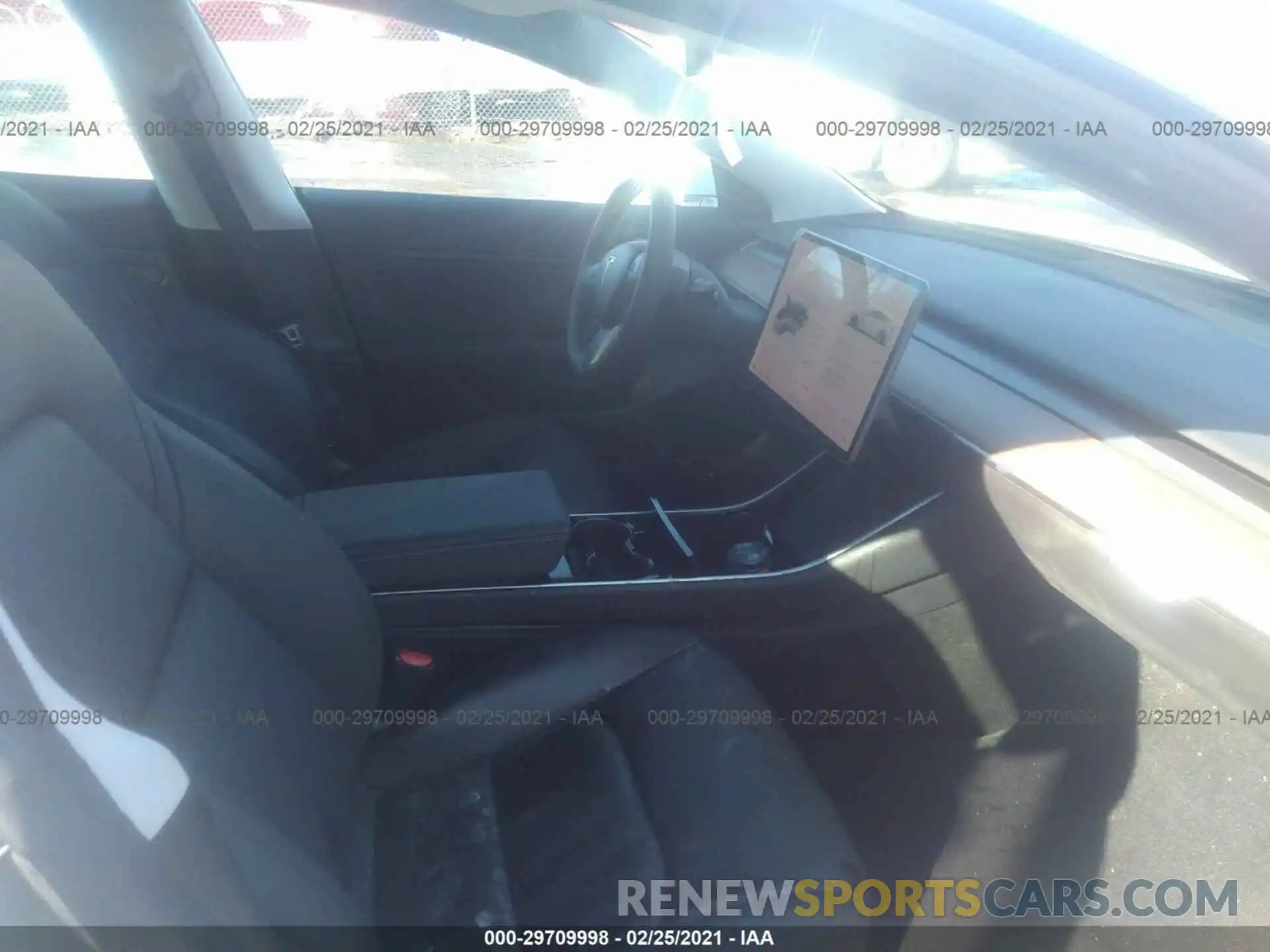 5 Photograph of a damaged car 5YJ3E1EB2LF664983 TESLA MODEL 3 2020