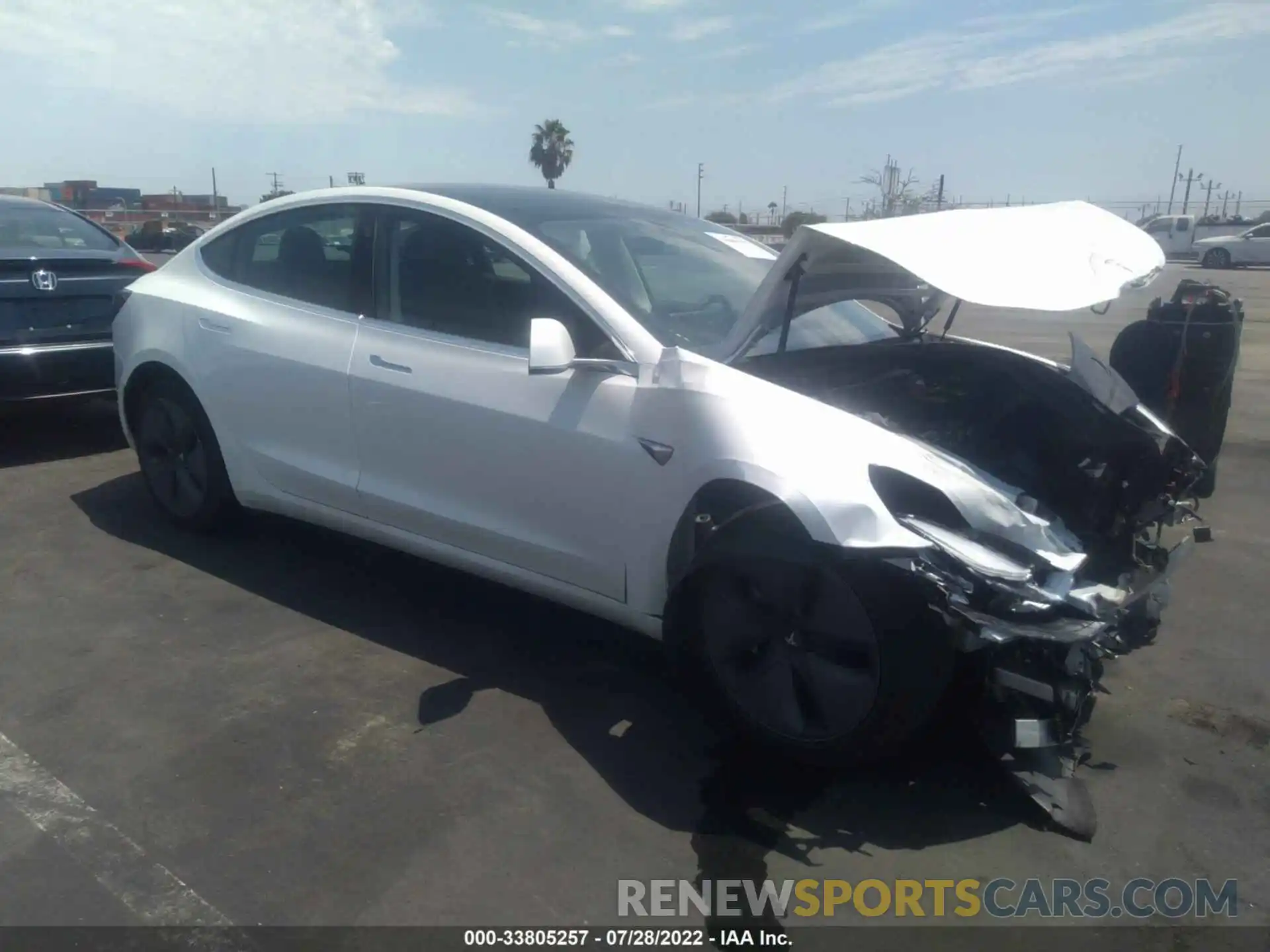 1 Photograph of a damaged car 5YJ3E1EB2LF665969 TESLA MODEL 3 2020