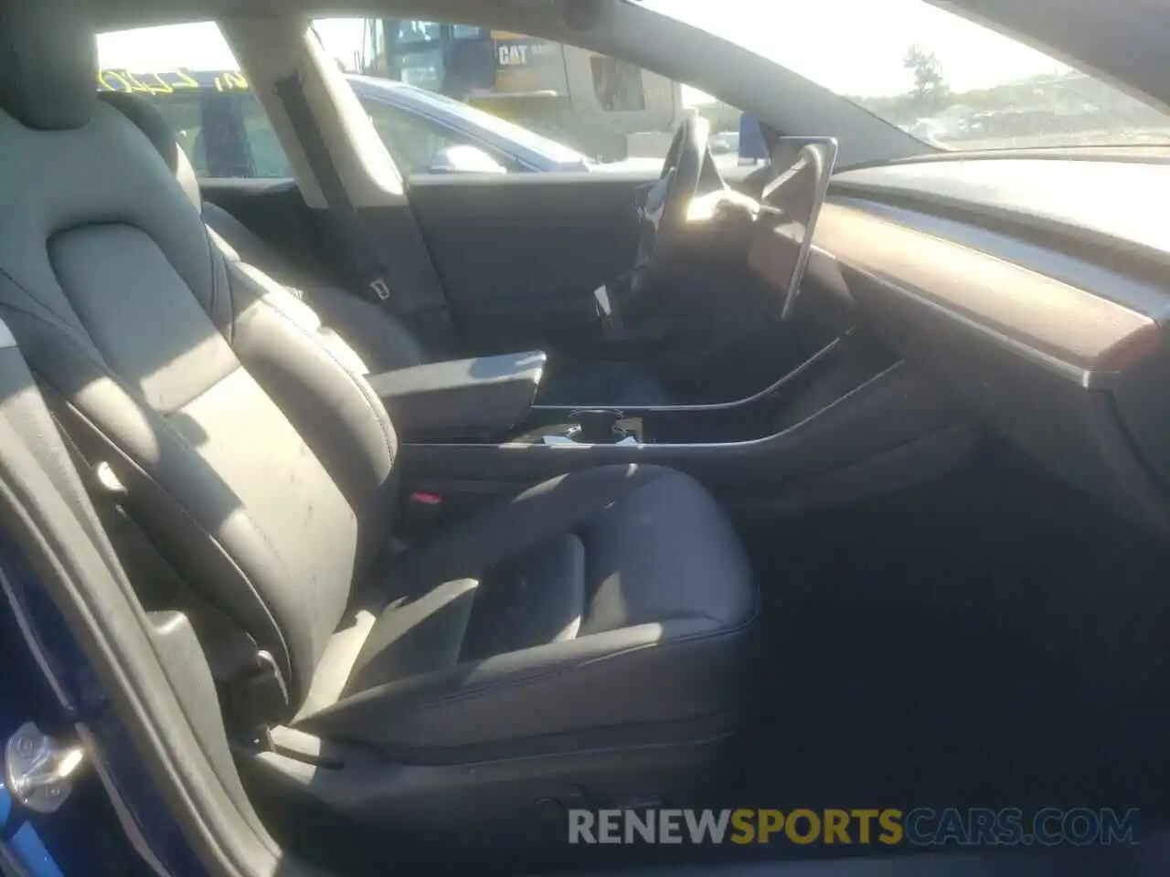 5 Photograph of a damaged car 5YJ3E1EB2LF667060 TESLA MODEL 3 2020