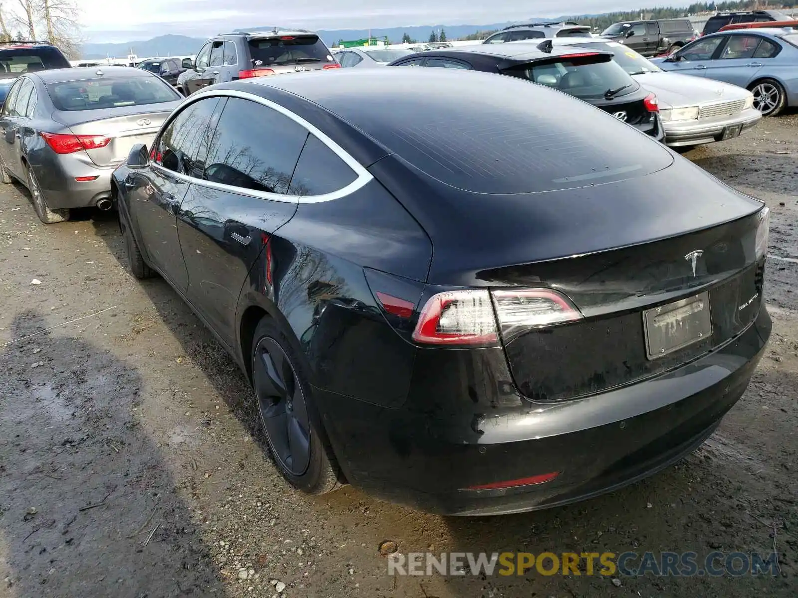 3 Photograph of a damaged car 5YJ3E1EB2LF711414 TESLA MODEL 3 2020