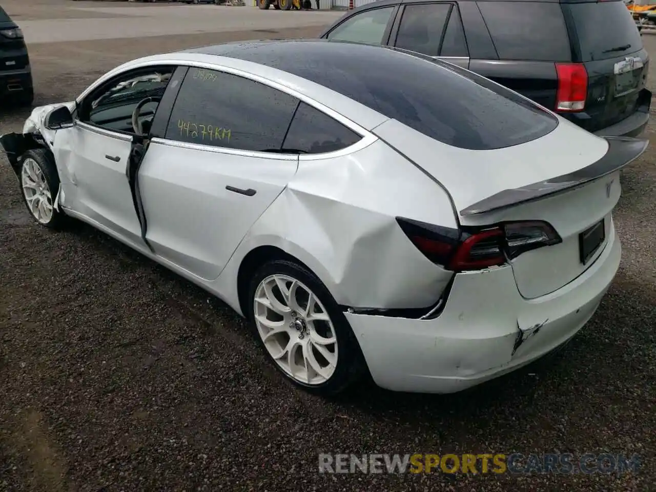 3 Photograph of a damaged car 5YJ3E1EB2LF716435 TESLA MODEL 3 2020