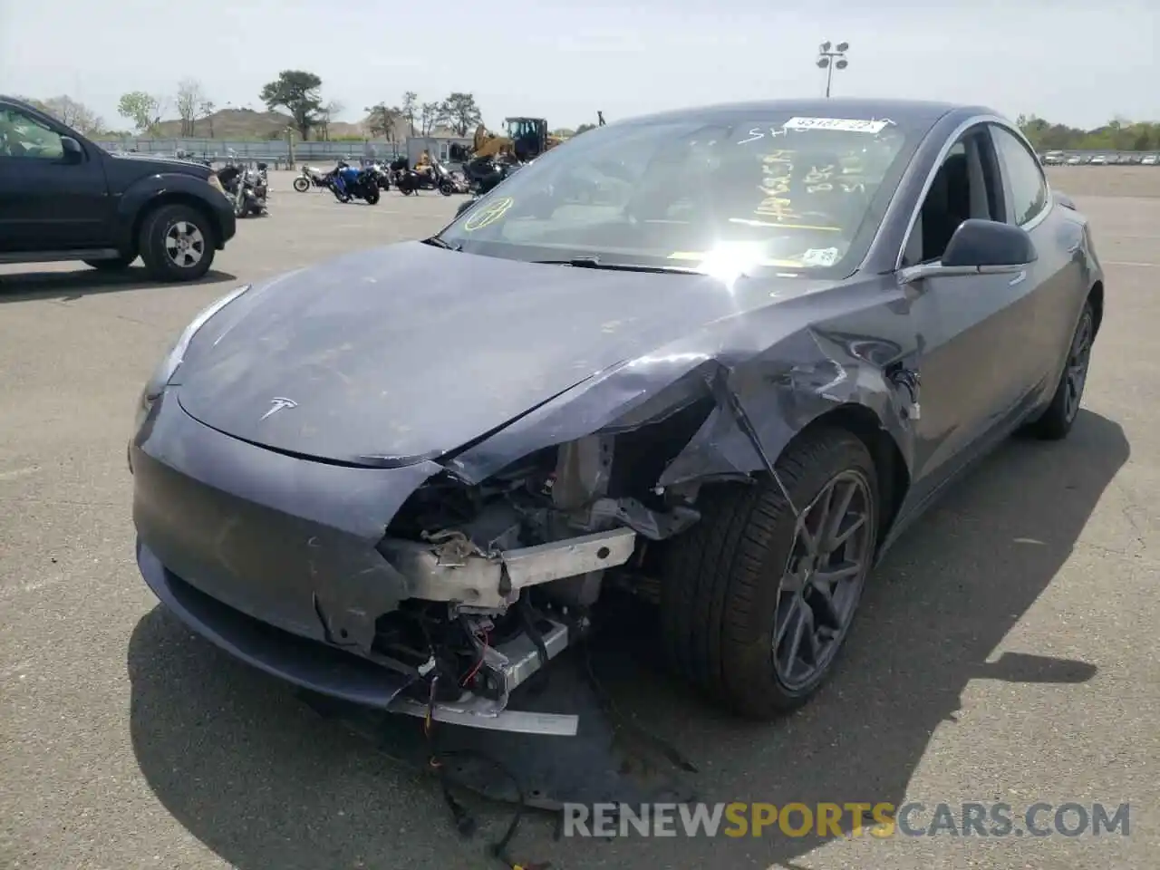 2 Photograph of a damaged car 5YJ3E1EB2LF717505 TESLA MODEL 3 2020