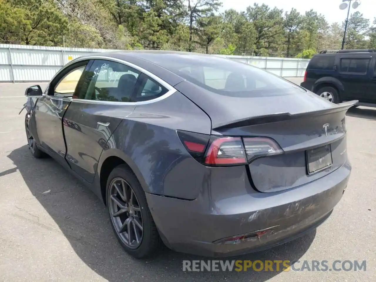 3 Photograph of a damaged car 5YJ3E1EB2LF717505 TESLA MODEL 3 2020