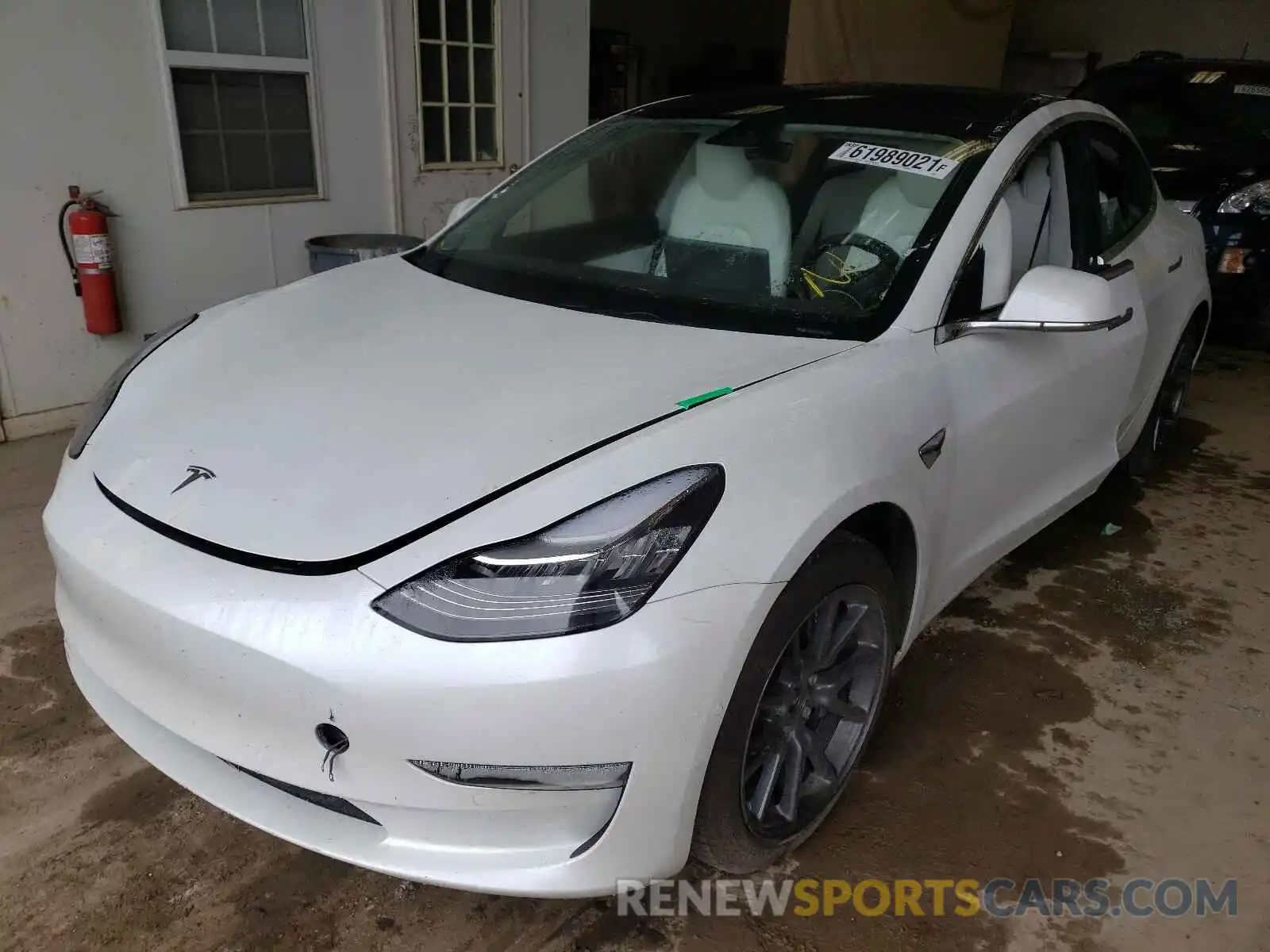 2 Фотография поврежденного автомобиля 5YJ3E1EB2LF720078 TESLA MODEL 3 2020