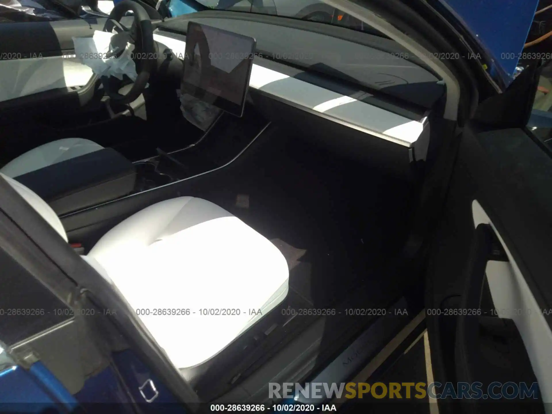 5 Photograph of a damaged car 5YJ3E1EB2LF720159 TESLA MODEL 3 2020