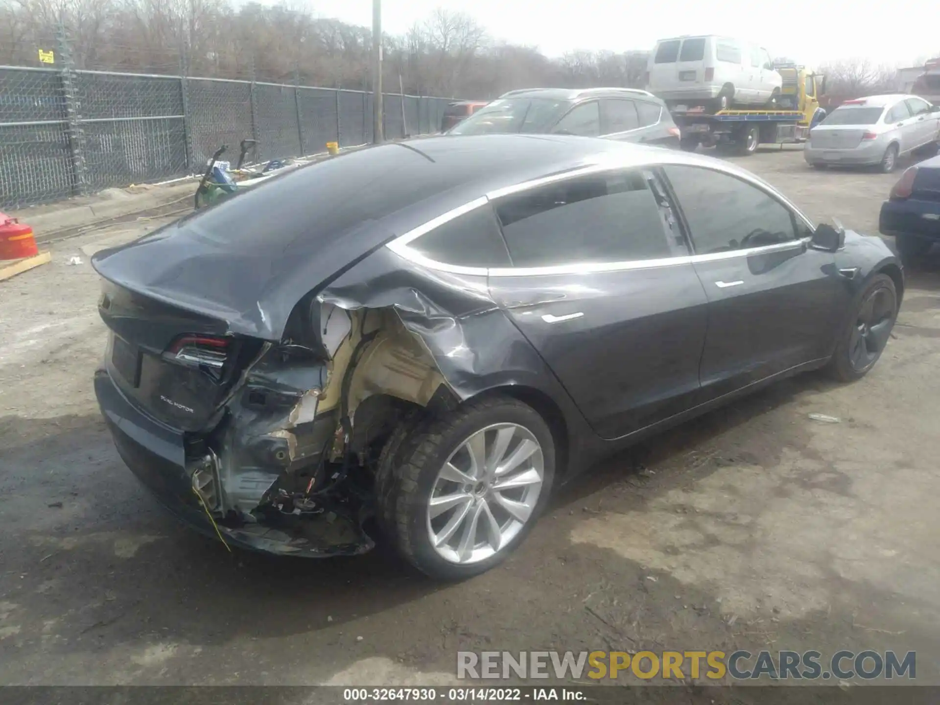 4 Photograph of a damaged car 5YJ3E1EB2LF734899 TESLA MODEL 3 2020