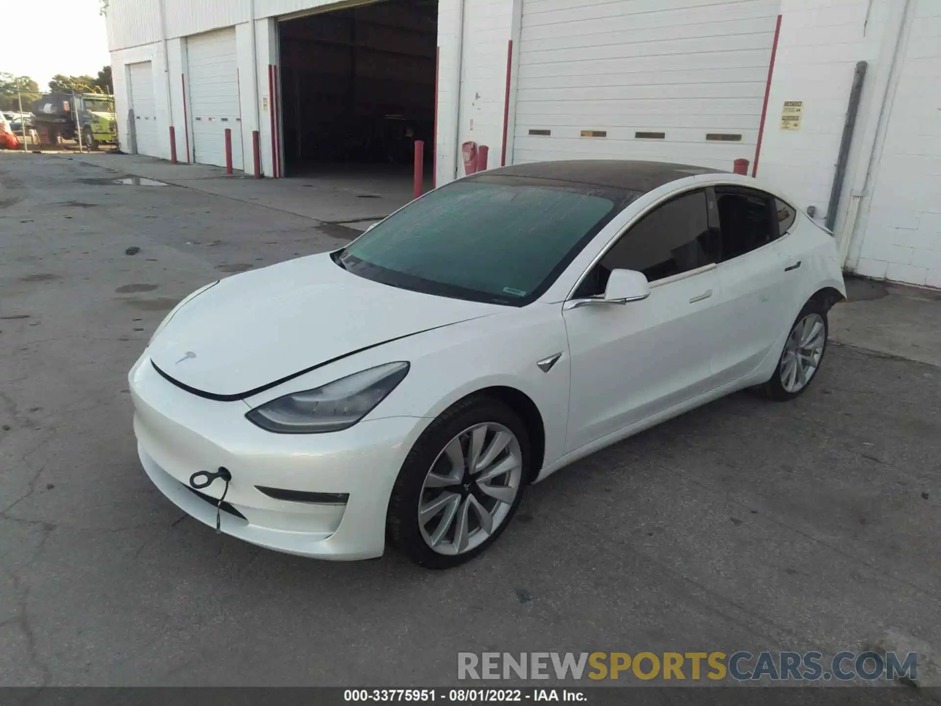 2 Photograph of a damaged car 5YJ3E1EB2LF735650 TESLA MODEL 3 2020