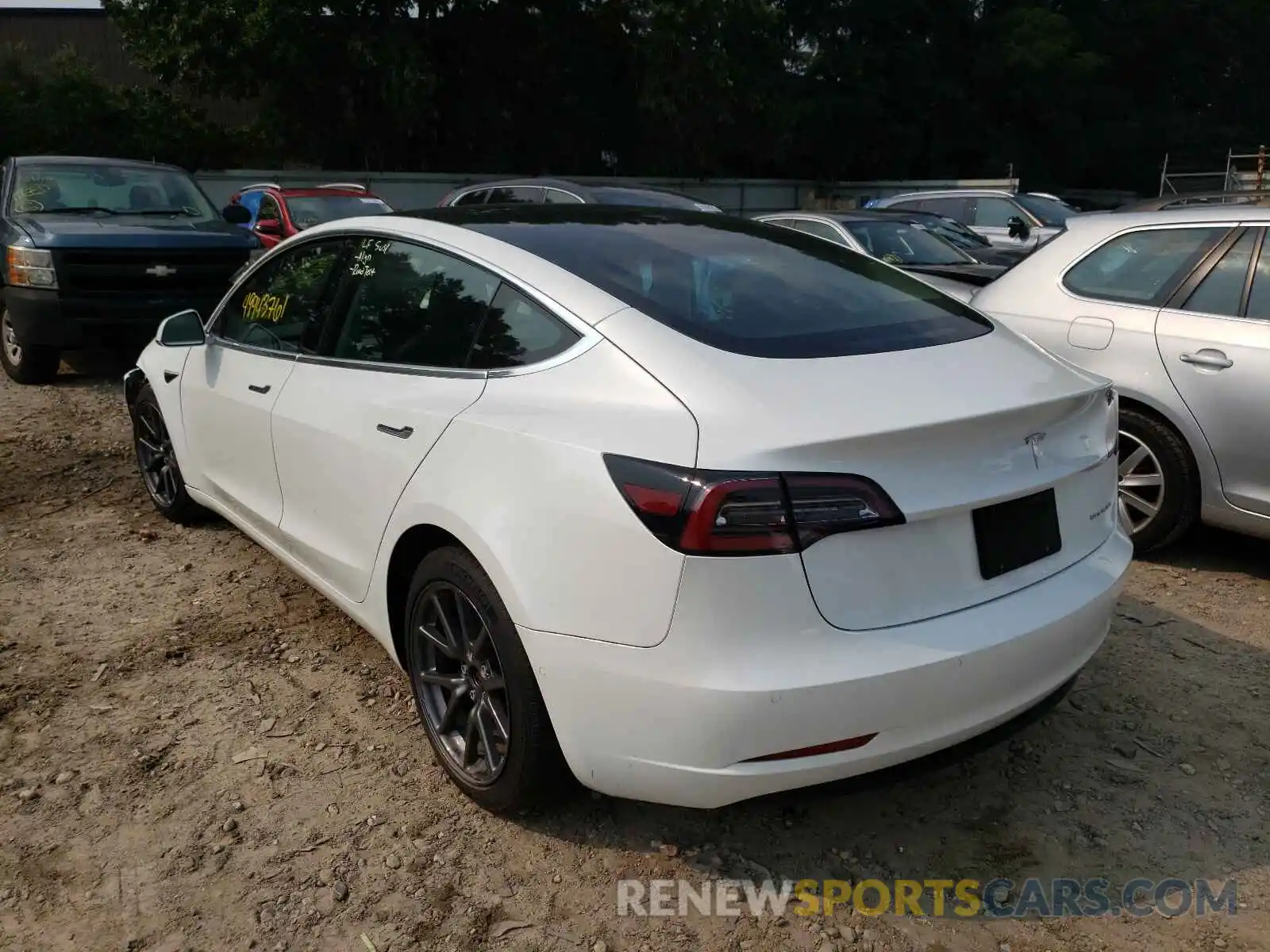 3 Photograph of a damaged car 5YJ3E1EB2LF786971 TESLA MODEL 3 2020