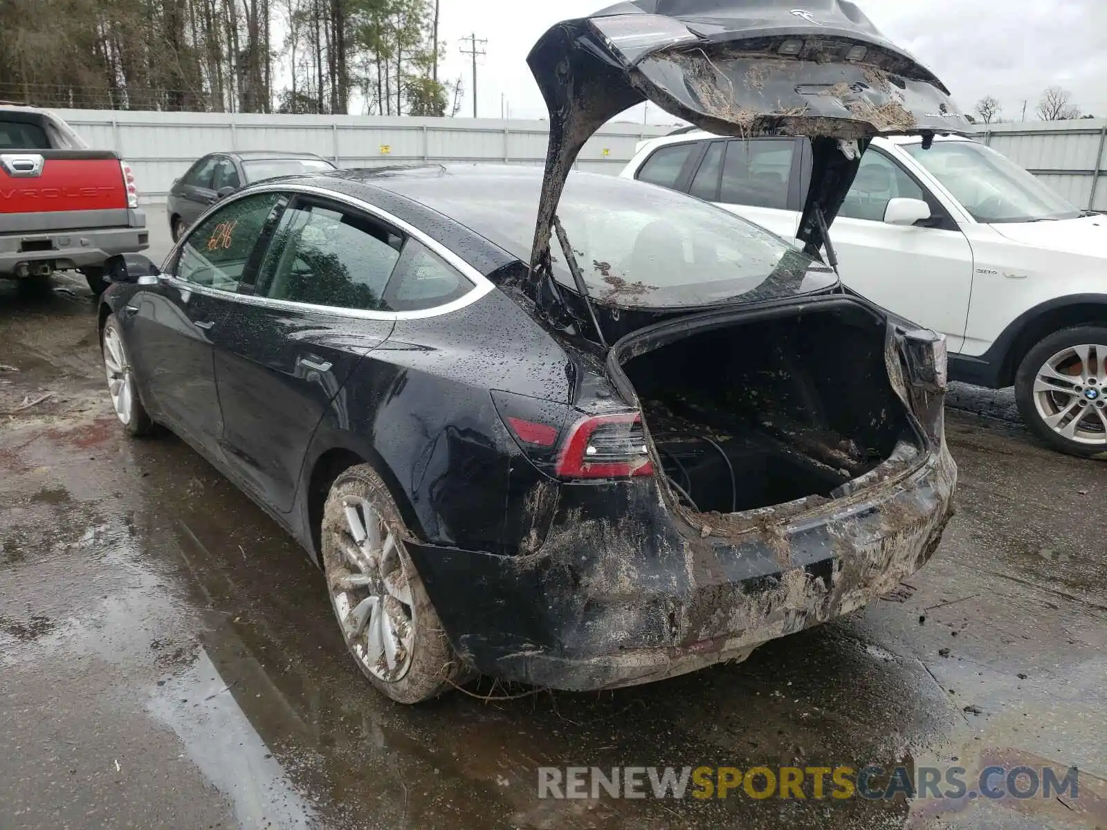 3 Photograph of a damaged car 5YJ3E1EB2LF790826 TESLA MODEL 3 2020