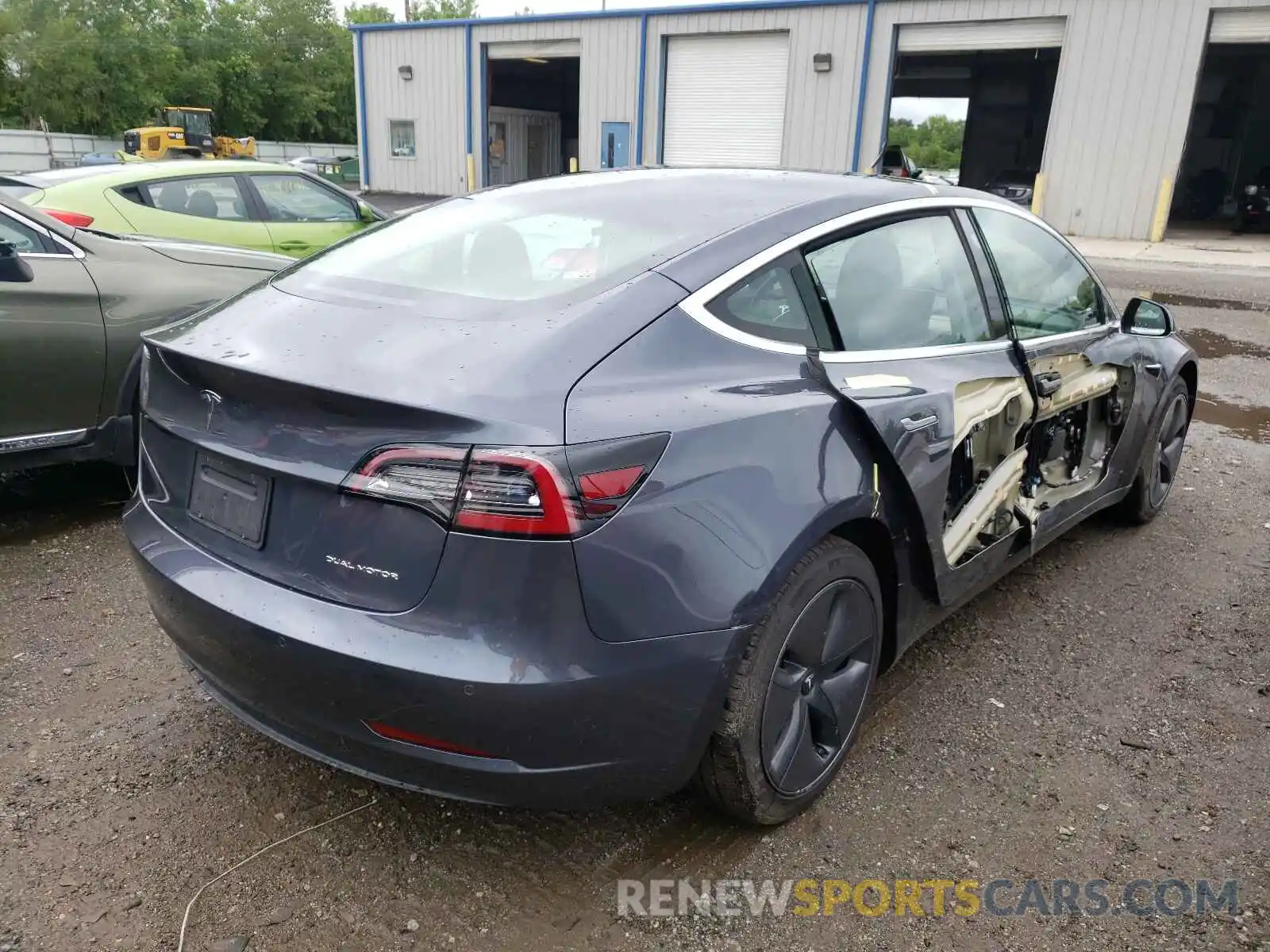 4 Photograph of a damaged car 5YJ3E1EB2LF793581 TESLA MODEL 3 2020