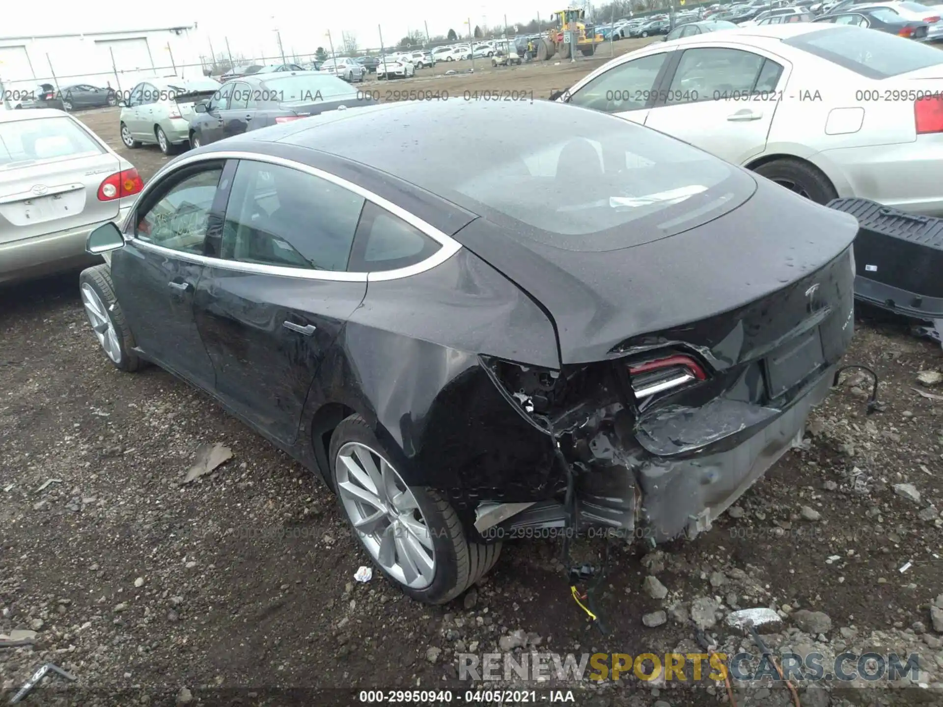 3 Photograph of a damaged car 5YJ3E1EB2LF795315 TESLA MODEL 3 2020