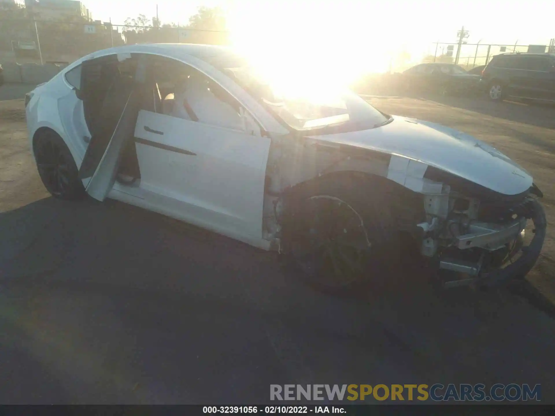 1 Photograph of a damaged car 5YJ3E1EB2LF807205 TESLA MODEL 3 2020