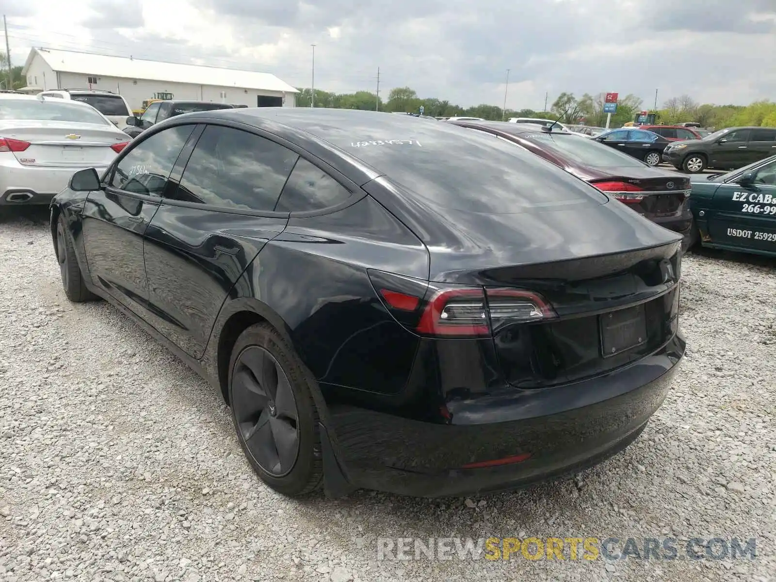 3 Photograph of a damaged car 5YJ3E1EB3LF599691 TESLA MODEL 3 2020