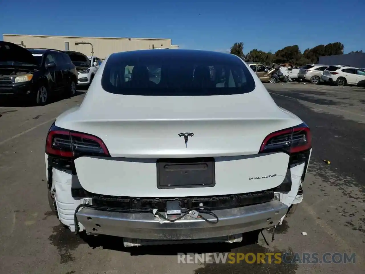 6 Photograph of a damaged car 5YJ3E1EB3LF618014 TESLA MODEL 3 2020