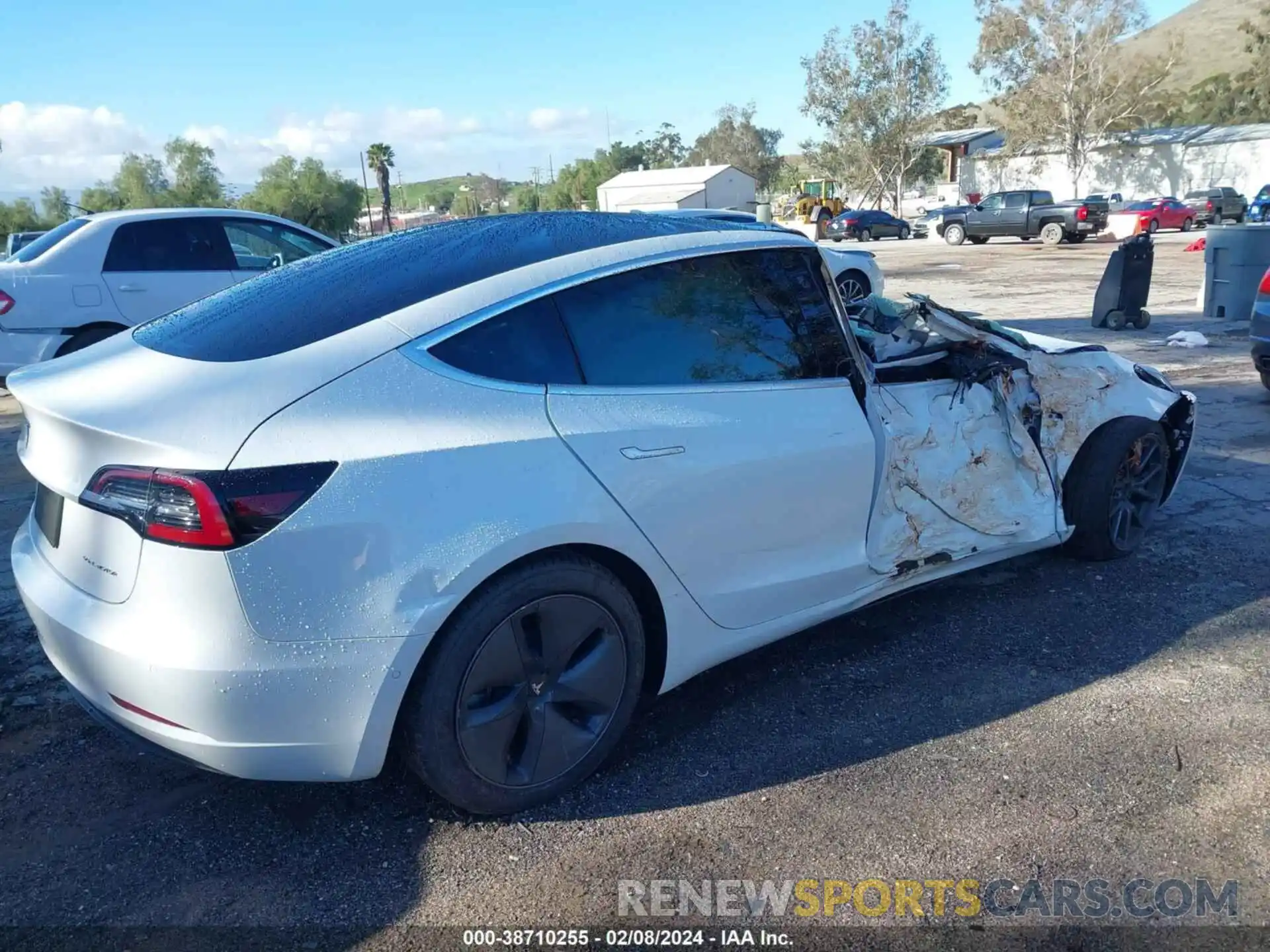 4 Photograph of a damaged car 5YJ3E1EB3LF619244 TESLA MODEL 3 2020