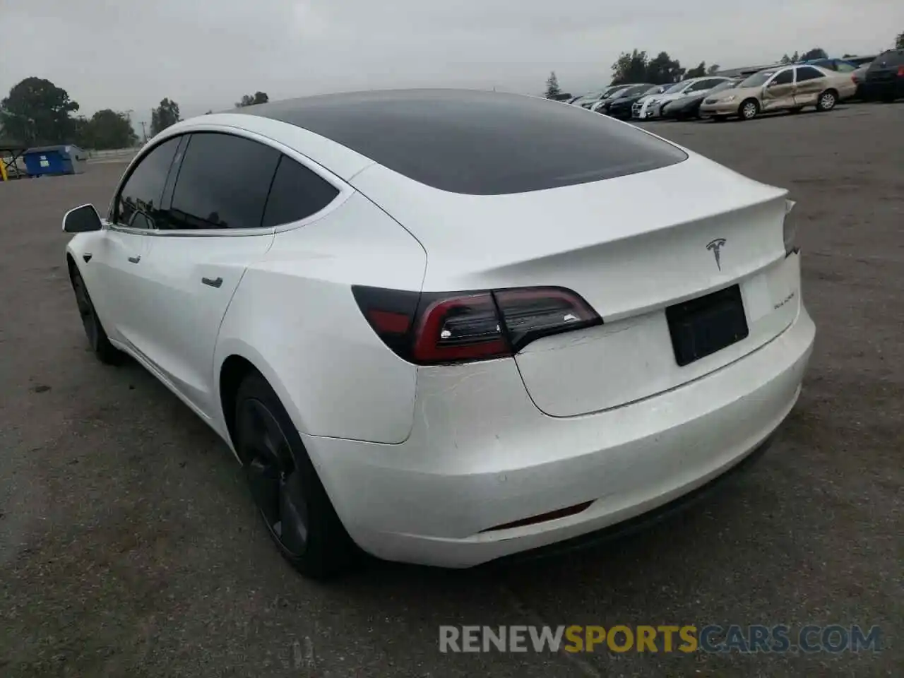 3 Photograph of a damaged car 5YJ3E1EB3LF619566 TESLA MODEL 3 2020