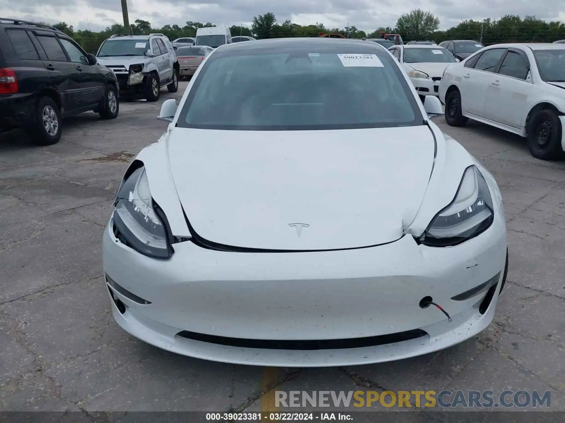 11 Photograph of a damaged car 5YJ3E1EB3LF619714 TESLA MODEL 3 2020