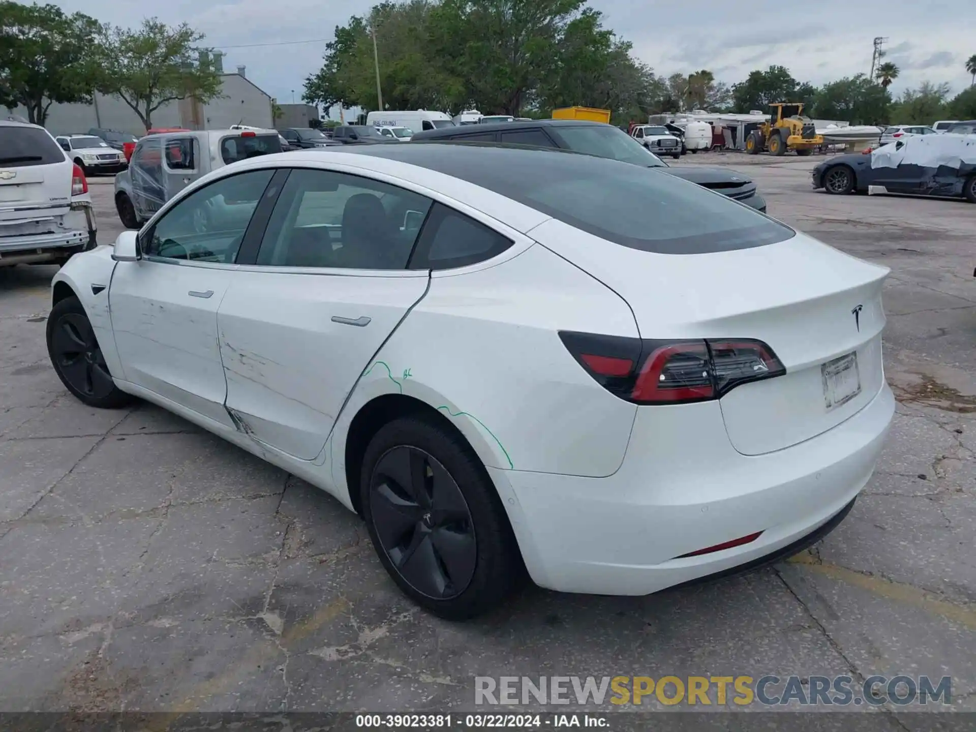 3 Photograph of a damaged car 5YJ3E1EB3LF619714 TESLA MODEL 3 2020