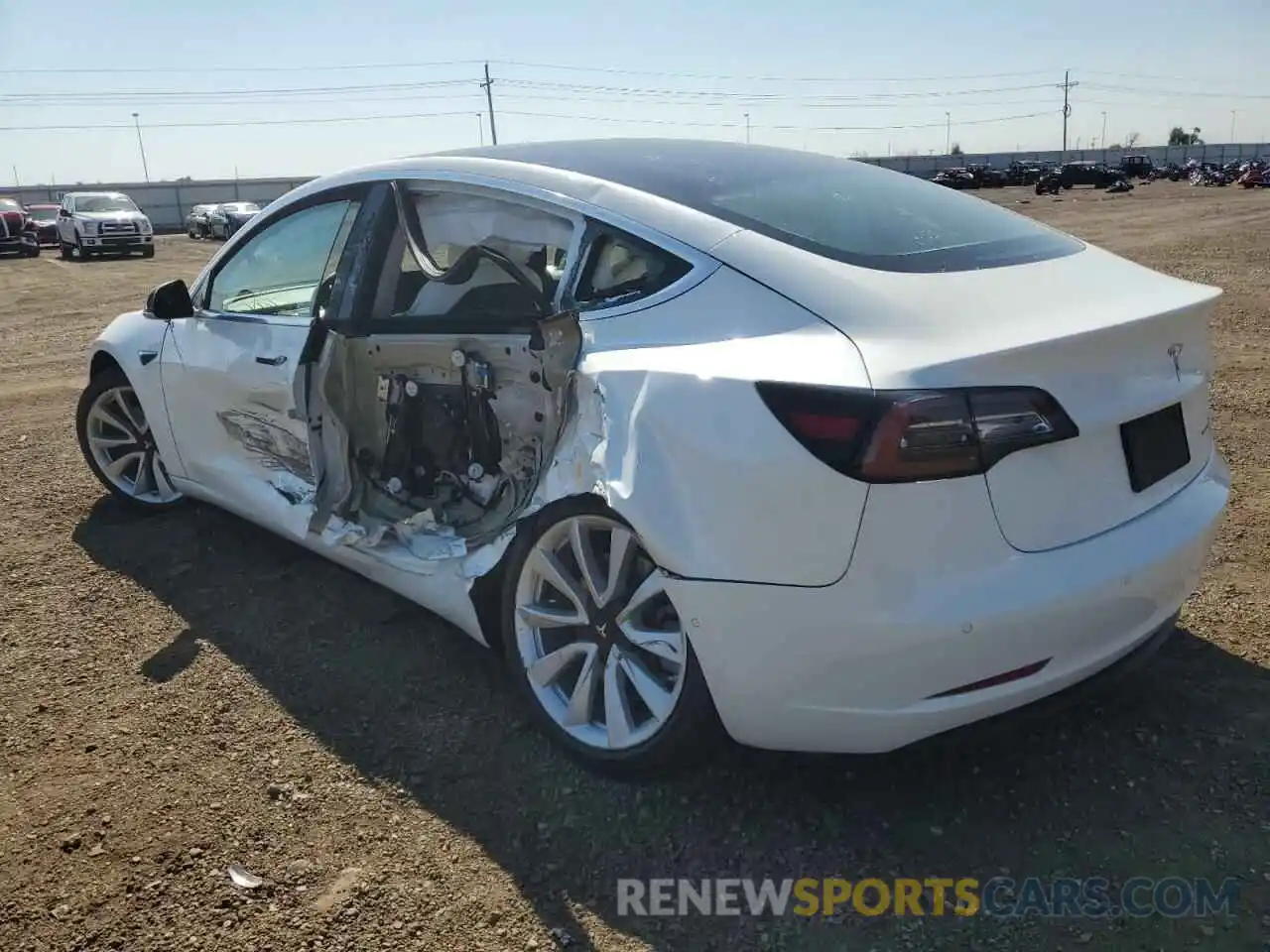 3 Photograph of a damaged car 5YJ3E1EB3LF622614 TESLA MODEL 3 2020