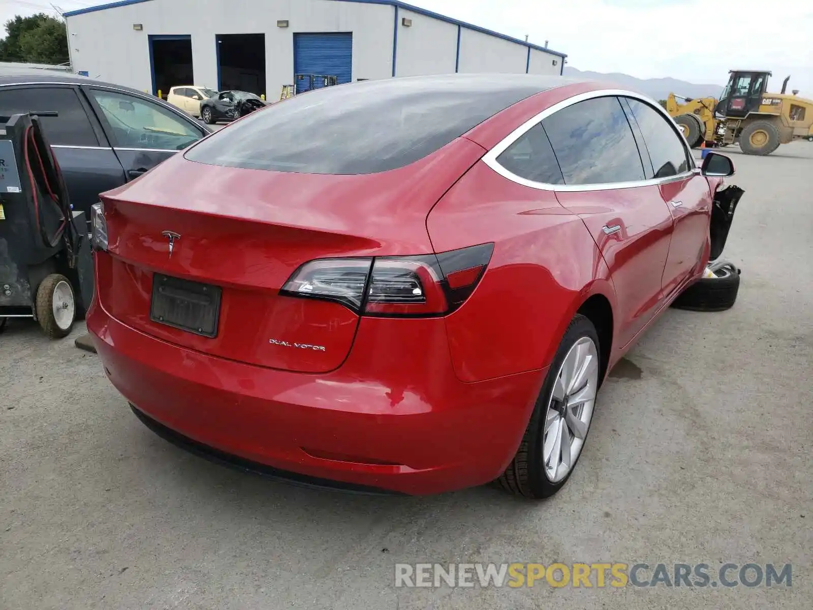 4 Фотография поврежденного автомобиля 5YJ3E1EB3LF628316 TESLA MODEL 3 2020