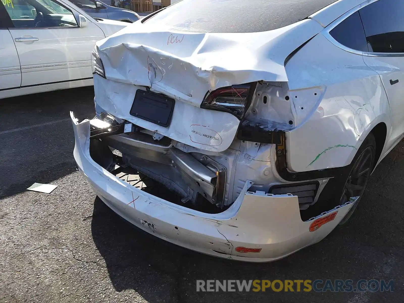 9 Photograph of a damaged car 5YJ3E1EB3LF637114 TESLA MODEL 3 2020