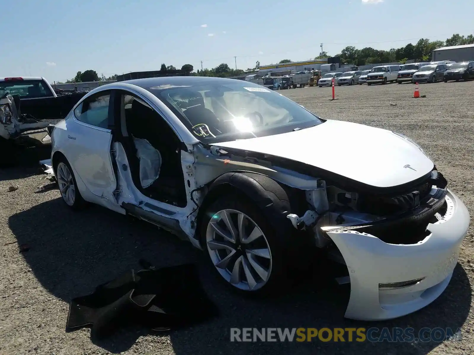 1 Photograph of a damaged car 5YJ3E1EB3LF638909 TESLA MODEL 3 2020