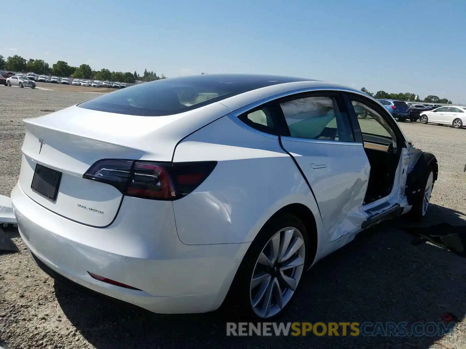 4 Photograph of a damaged car 5YJ3E1EB3LF638909 TESLA MODEL 3 2020