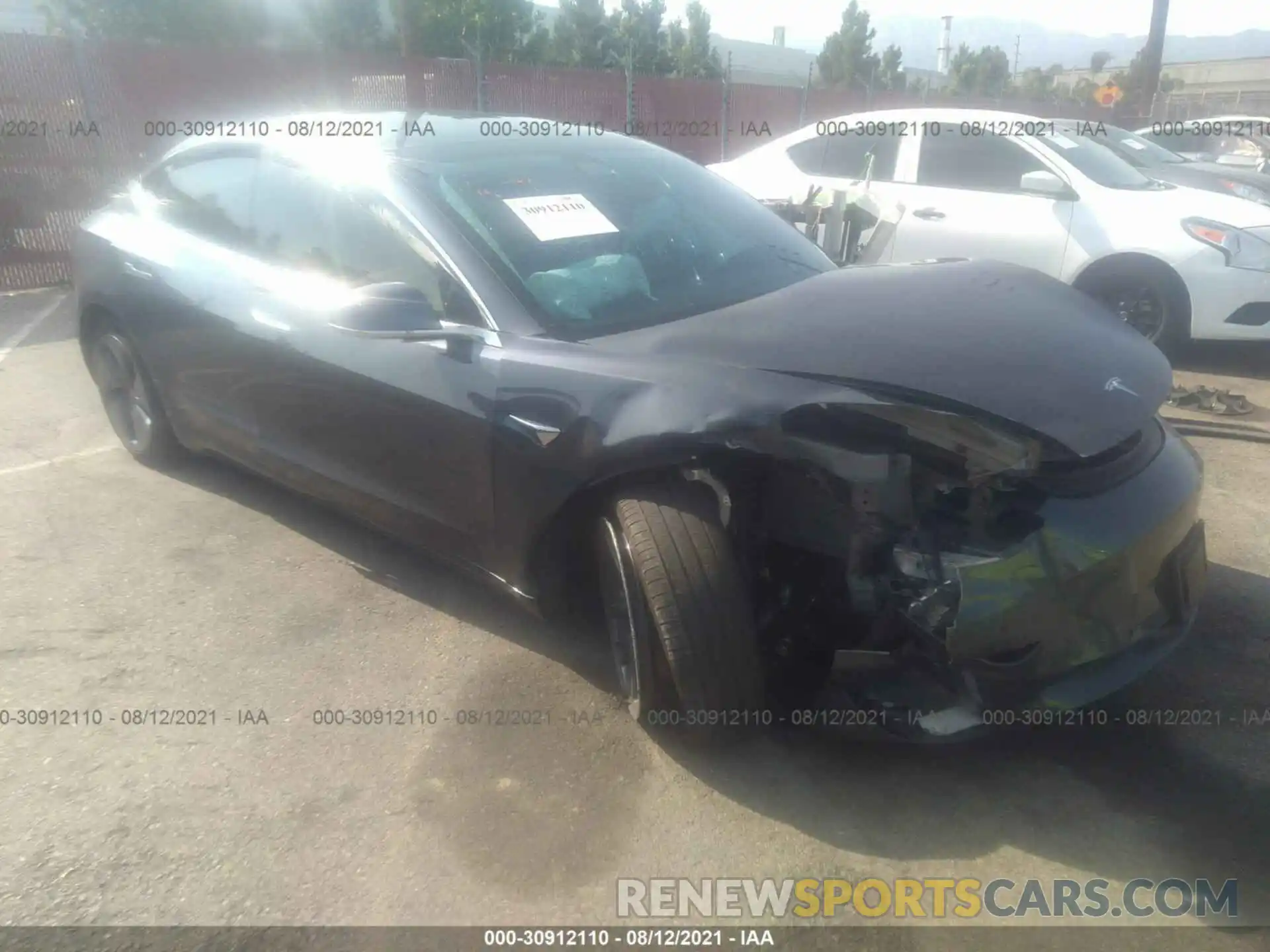 1 Photograph of a damaged car 5YJ3E1EB3LF646203 TESLA MODEL 3 2020