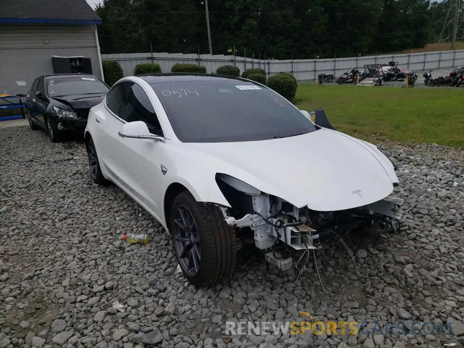 1 Photograph of a damaged car 5YJ3E1EB3LF650574 TESLA MODEL 3 2020