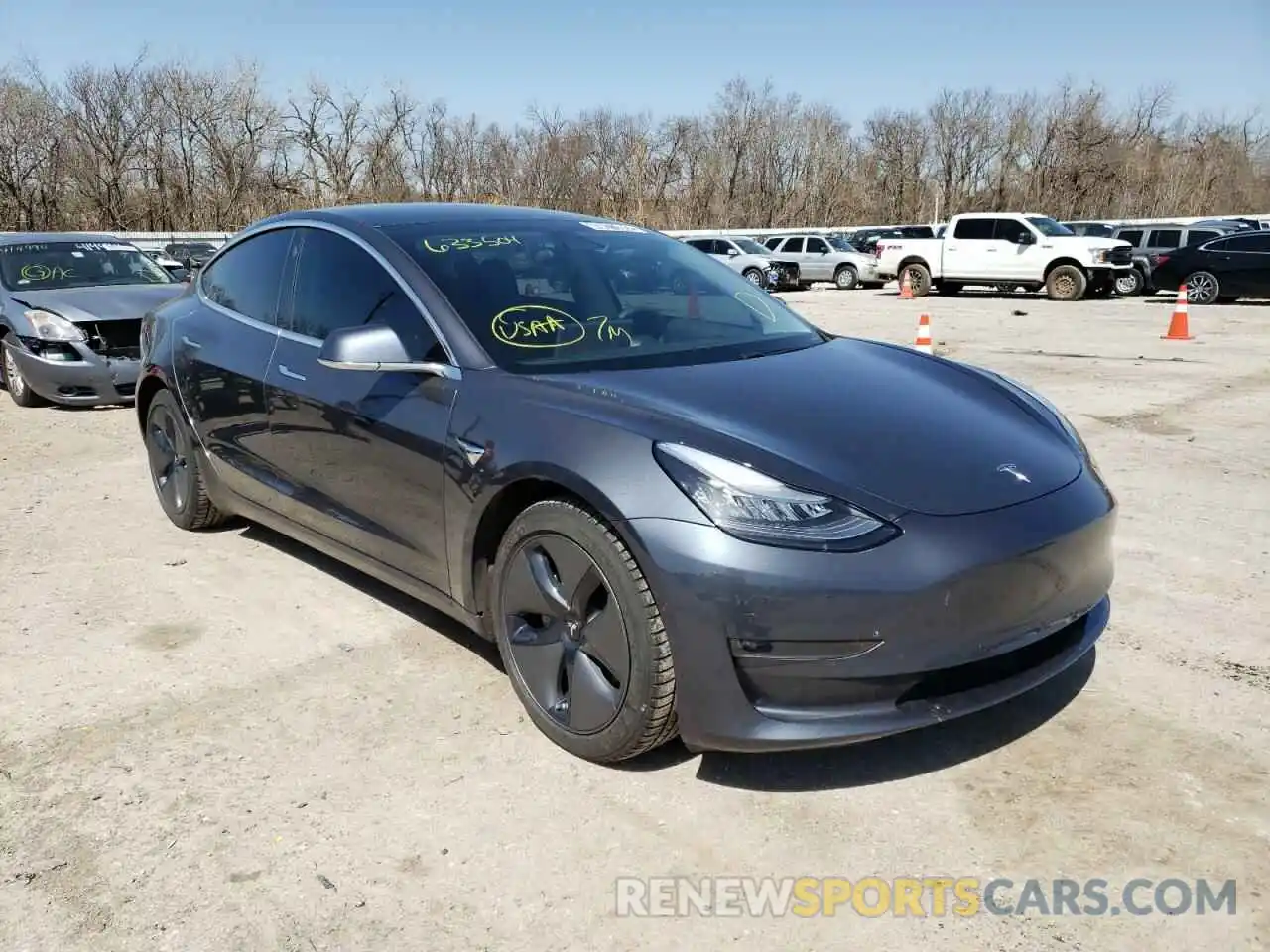 1 Photograph of a damaged car 5YJ3E1EB3LF663504 TESLA MODEL 3 2020