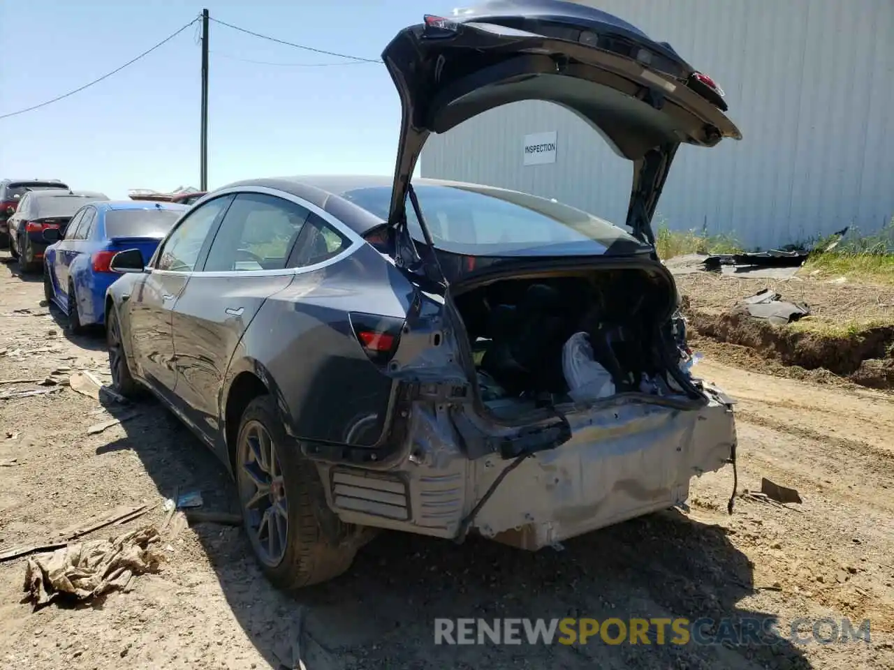 3 Photograph of a damaged car 5YJ3E1EB3LF663583 TESLA MODEL 3 2020