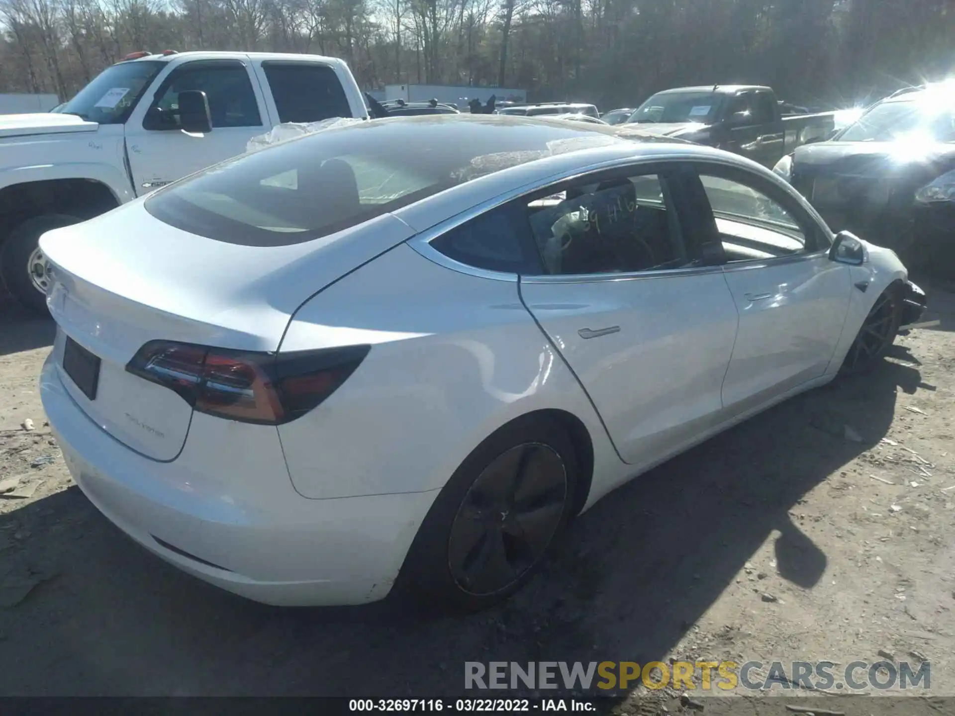 4 Photograph of a damaged car 5YJ3E1EB3LF746530 TESLA MODEL 3 2020