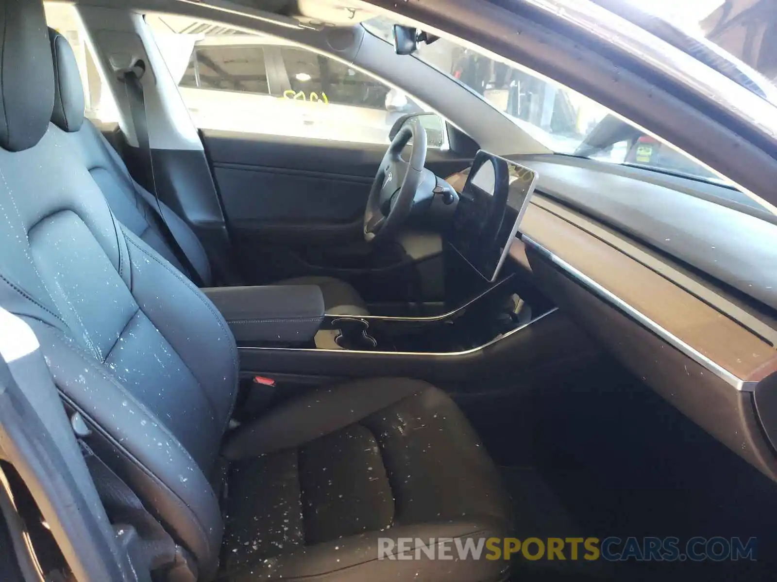 5 Photograph of a damaged car 5YJ3E1EB3LF746592 TESLA MODEL 3 2020