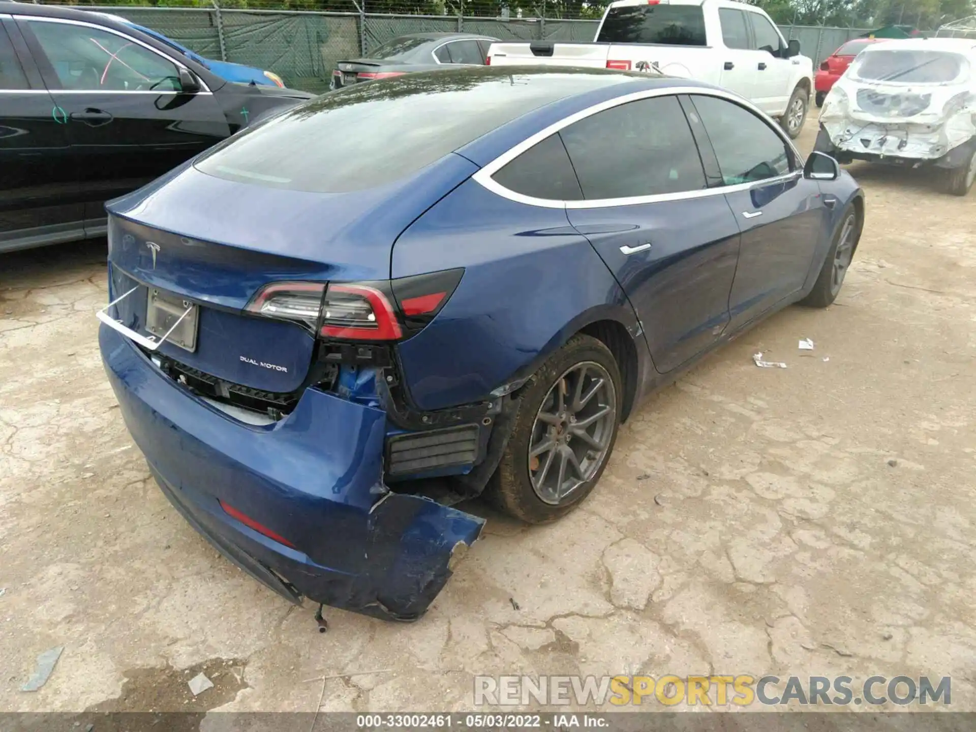 4 Фотография поврежденного автомобиля 5YJ3E1EB3LF795758 TESLA MODEL 3 2020