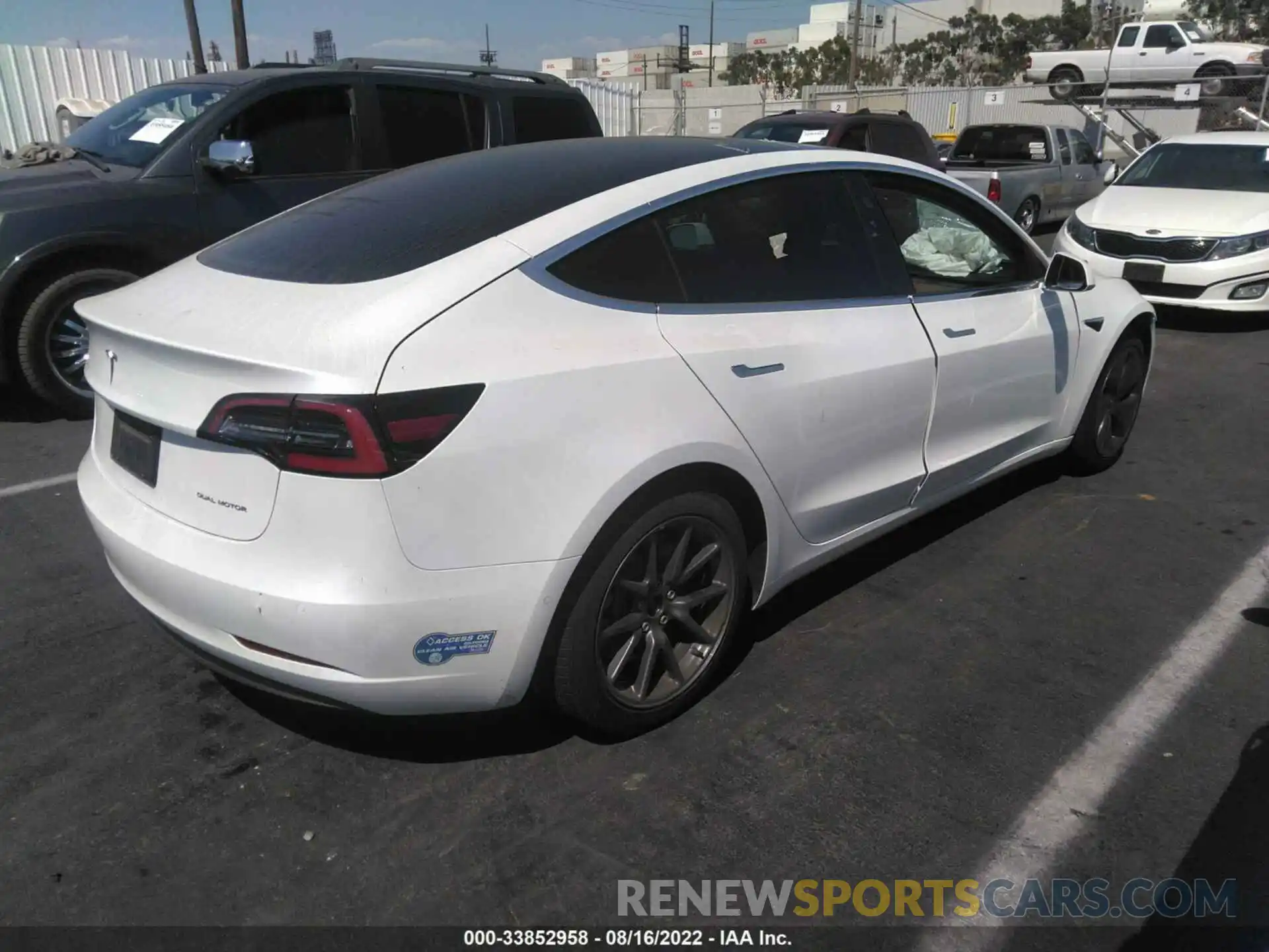 4 Photograph of a damaged car 5YJ3E1EB3LF800408 TESLA MODEL 3 2020