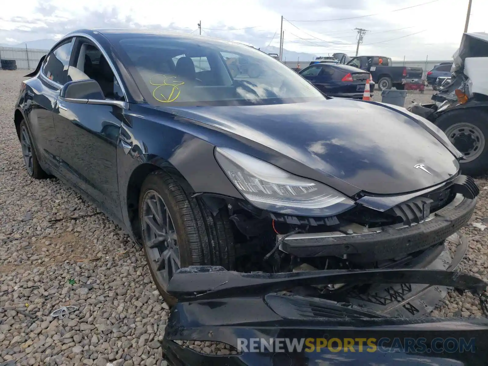 1 Photograph of a damaged car 5YJ3E1EB4LF520609 TESLA MODEL 3 2020