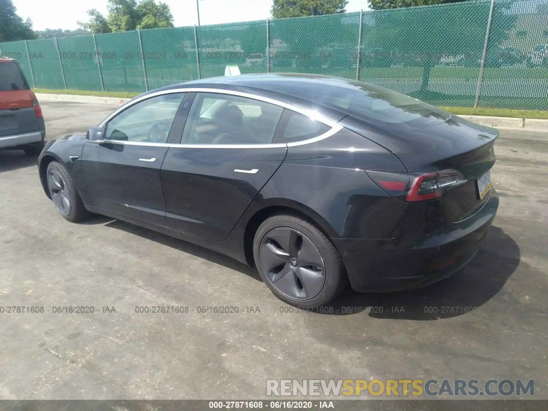 3 Photograph of a damaged car 5YJ3E1EB4LF599733 TESLA MODEL 3 2020